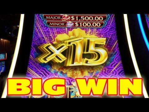 200 FREE Spins at Intertops Casino