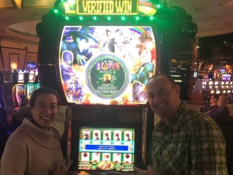 10 Free Spins no deposit at Mummys Gold Casino