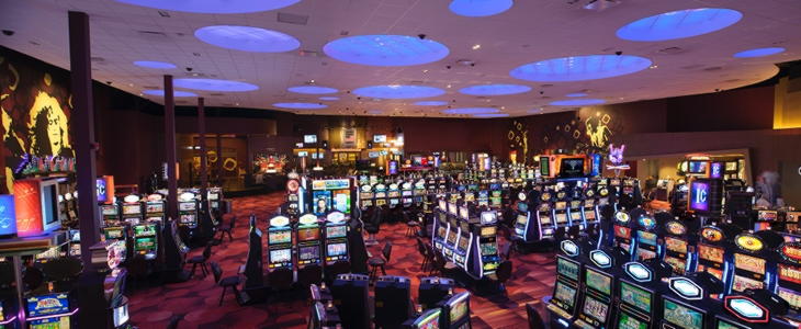 EUR 695 Daily freeroll slot tournament at Lucky Nugget Casino