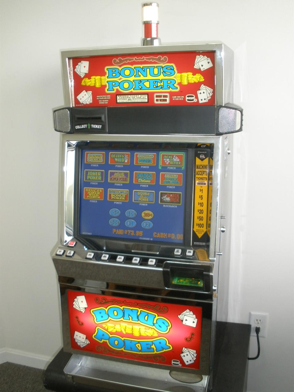 235% Deposit match bonus at Gaming Club Casino