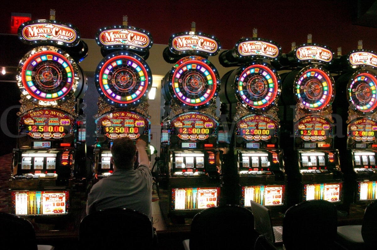 965% casino match bonus at Spinit Casino