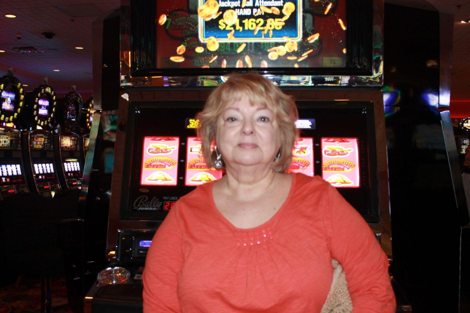 EURO 4630 No deposit bonus at Intertops Casino