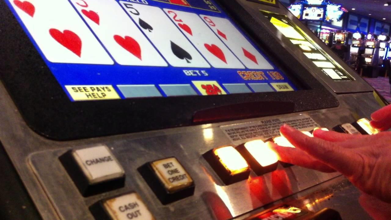 EURO 2595 No deposit bonus code at William Hill Casino