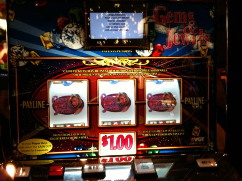 $595 no deposit casino bonus at William Hill Casino